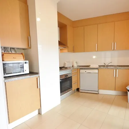 Sunshine - By Smarthomes Apartment *